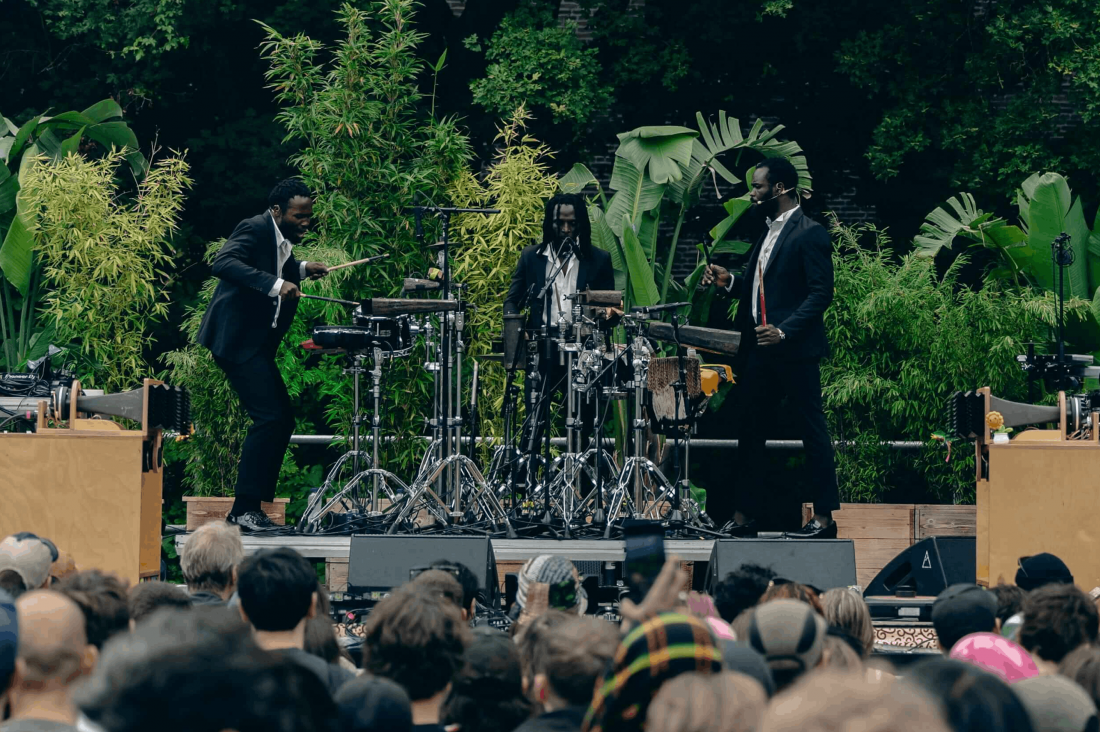 Fotografia a cores de Arsenal Mikebe.