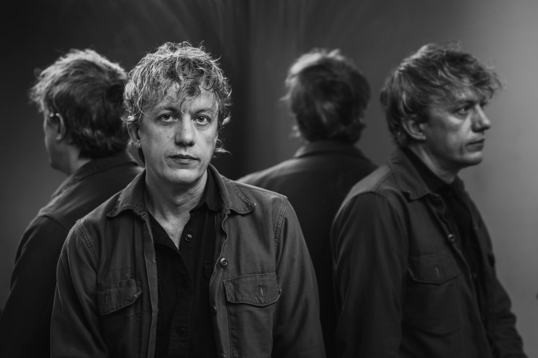 Retrato a preto e branco de Steve Gunn.